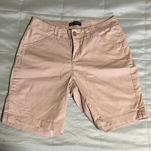 Lee khaki shorts
